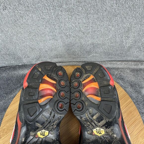 Nike Air Max Plus Tn Shoes Sneakers Mens Size 9 Black Red Yellow CZ9270-001 - Picture 8 of 9